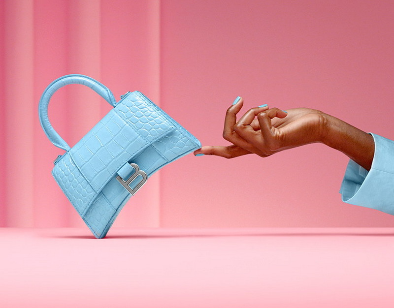 Samsung извинилась перед инвесторами за то, что сбилась с пути